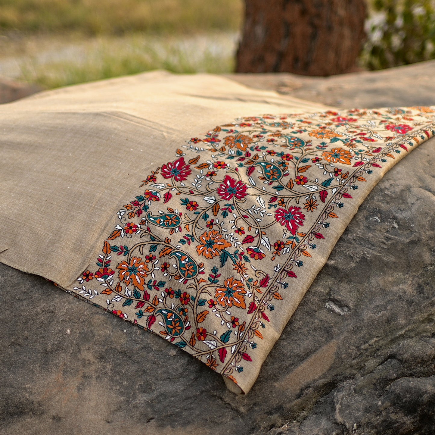 Heritage Floral Embroidered Pashmina Shawl